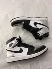 Jordan 1 High Metallic 4