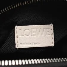 Bulk Purchase Loewe Puzzle Medium 4
