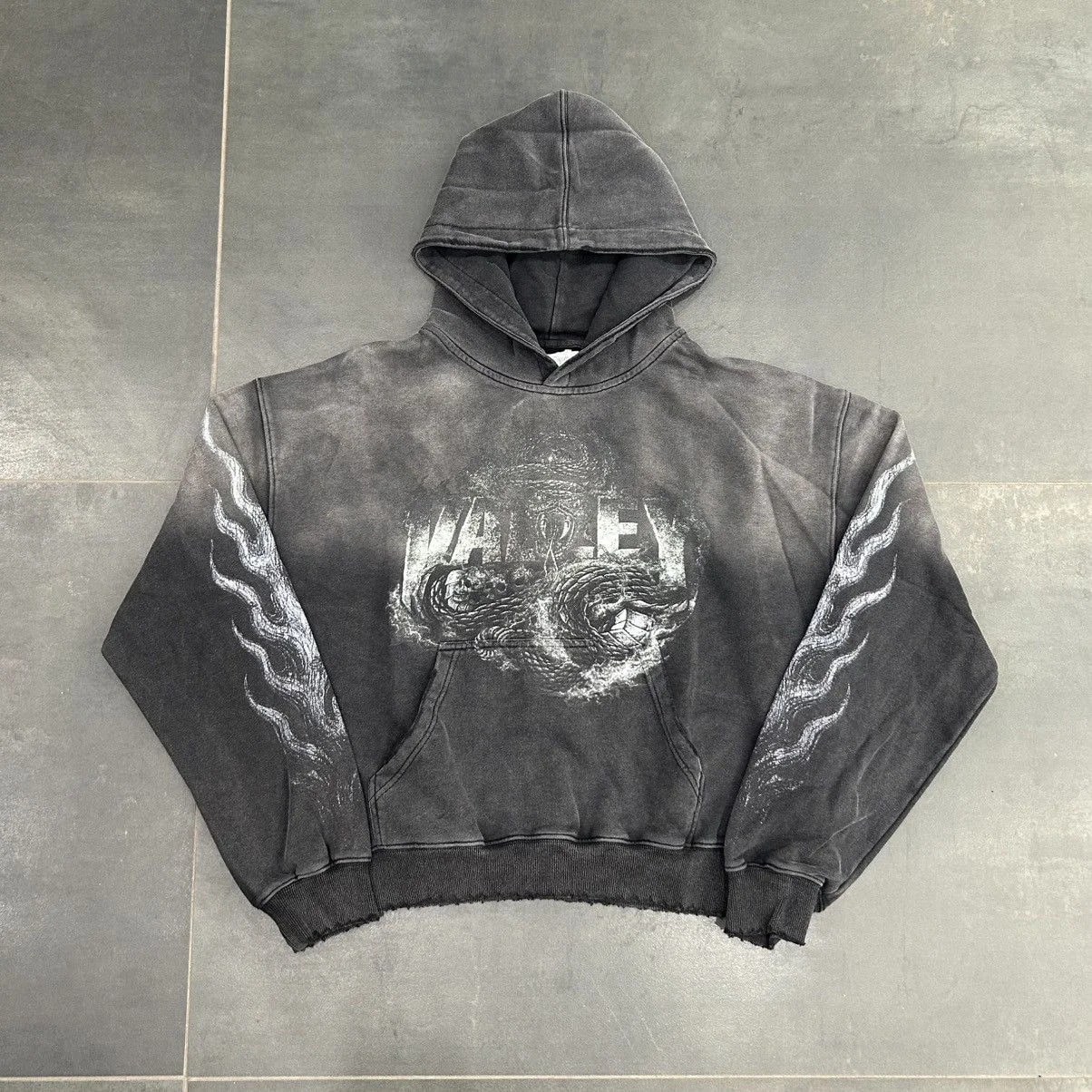 Vale Forever Serpent Pullover Hoodie (Black) — streetwear — resale