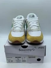 Saucony 6000 ' 11 (Moderately Worn ) 2