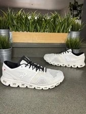 On Running Cloud X 40.99707 ’S Size 11 Retail $140 Shoes 4