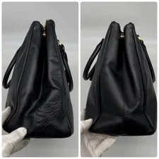 Excellent Condition Prada Galleria 4