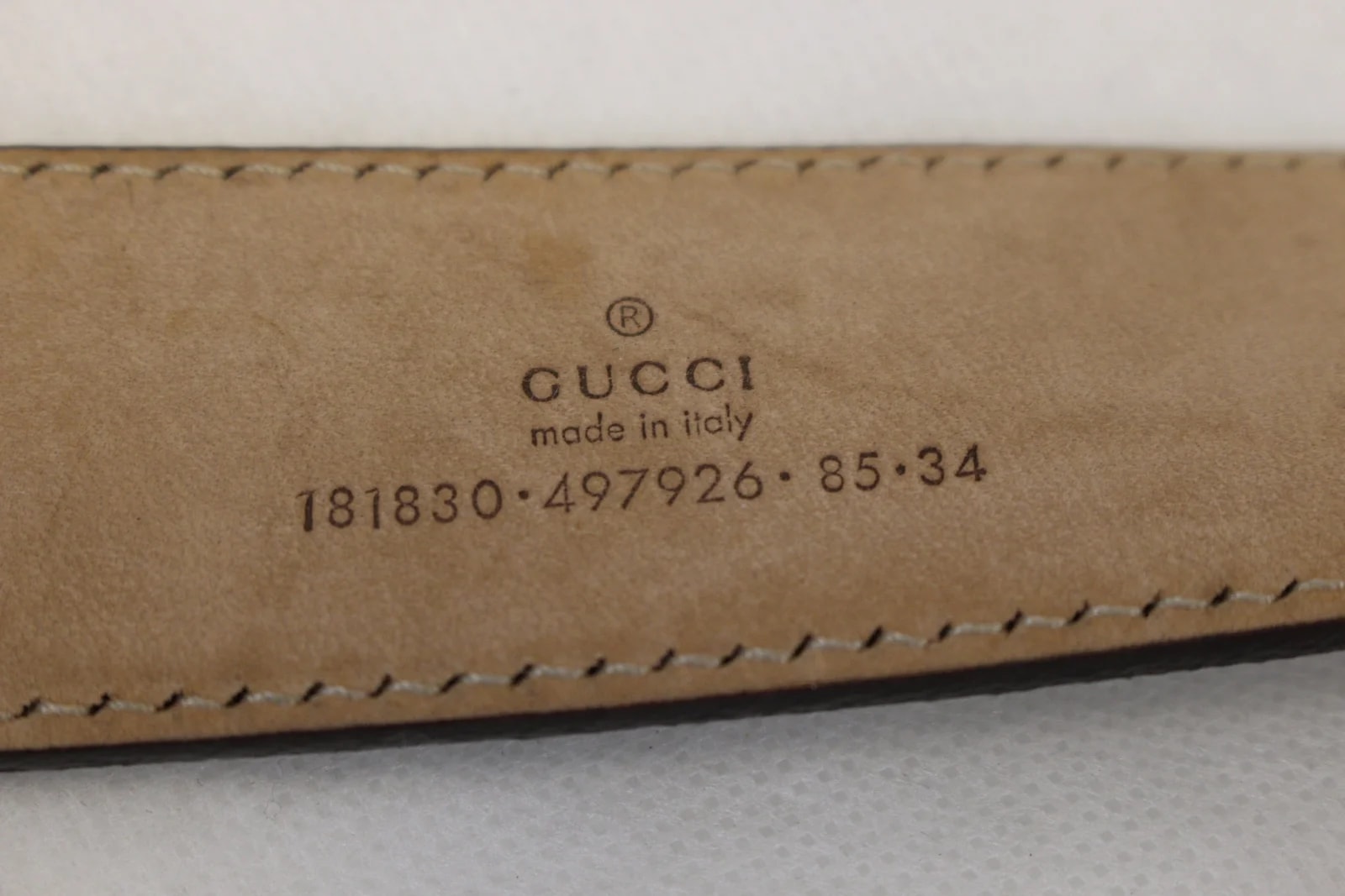 Gucci Script Buckle Belt 3