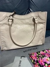 Balenciaga LE City Mini 683065 4