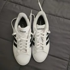 Adidas Grand Court 4