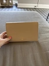 ’s Gucci GG Marmont Wallet on Chain 2