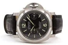 Panerai — Panerai Luminor Marina PAM00104 44mm Automatic Box & Extra Bracelet — Watch — resale