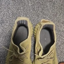 Yeezy Boost 350 V2 Sulfur 4