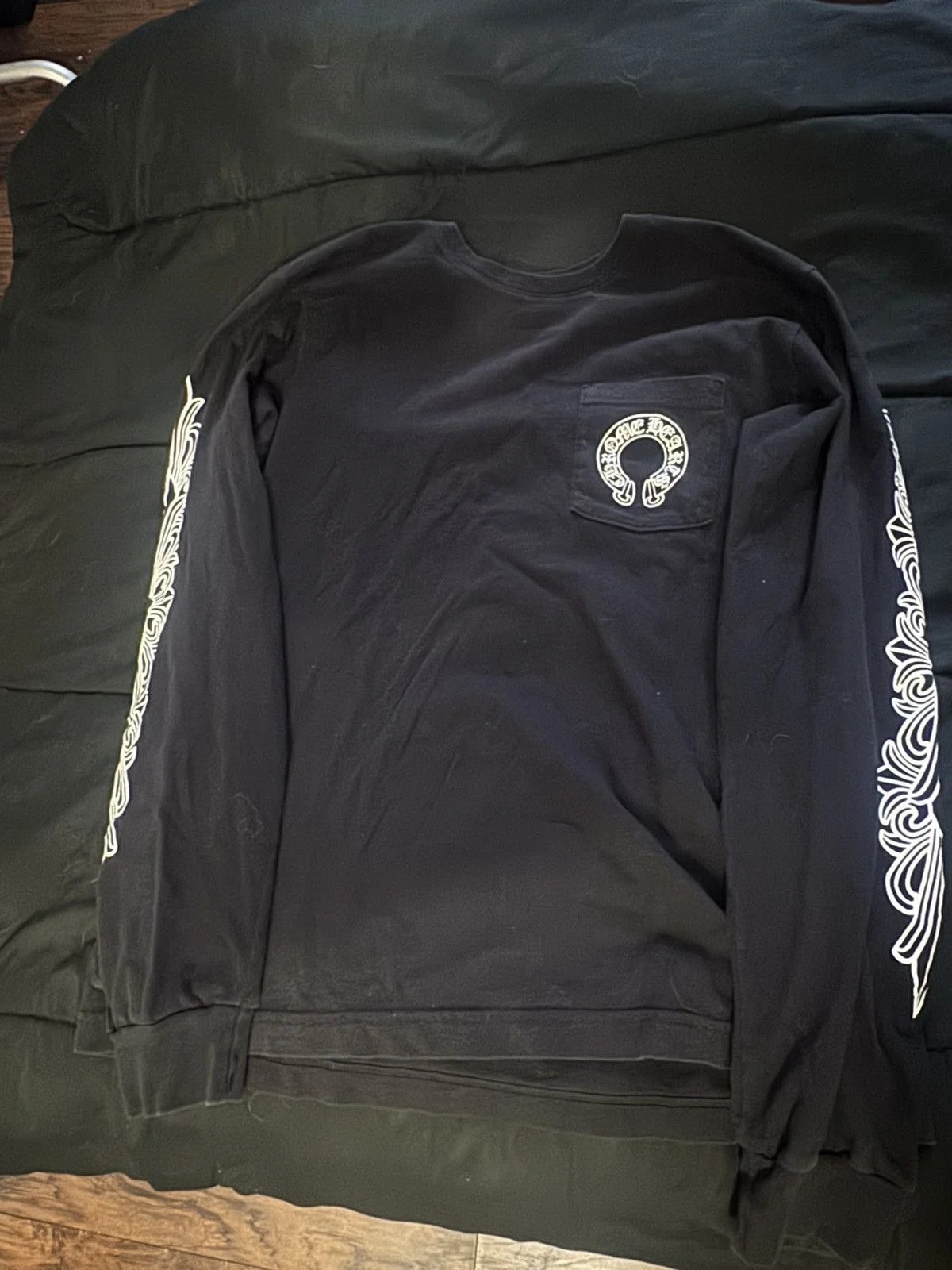 Chrome Hearts — Hearts Horseshoe Longsleeve T-Shirt — streetwear — resale