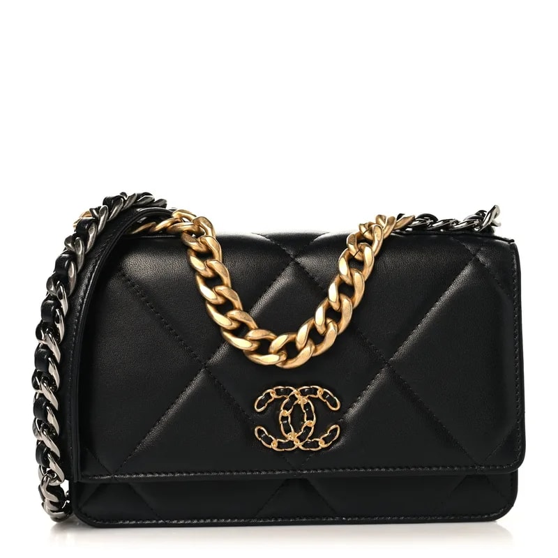 Chanel — Quilted Chanel 19 Wallet on Chain WOC — Handbag — resale