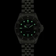 Early (Pre-Tag) Heuer 980.013 Black Quartz Diver 666 FT Dial Serviced 2