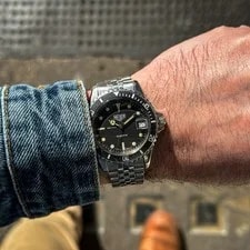 Early (Pre-Tag) Heuer 980.013 Black Quartz Diver 666 FT Dial Serviced 4