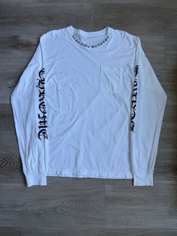 Chrome Hearts — Hearts Neck Logo on L/S Size L Preowned — streetwear — resale
