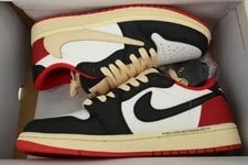 Air Jordan 1 and Retro Low-top 3