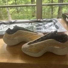 Size 6.5 - Adidas Yeezy 700 V3 Safflower 2