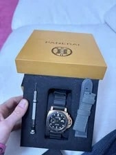 Panerai — Panerai Submersible Goldtech 42mm Pam02164 Bruins 2022-2023 Season Commemorative — Watch — resale