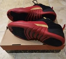 Air Jordan 12 Retro Low /Varsity 4