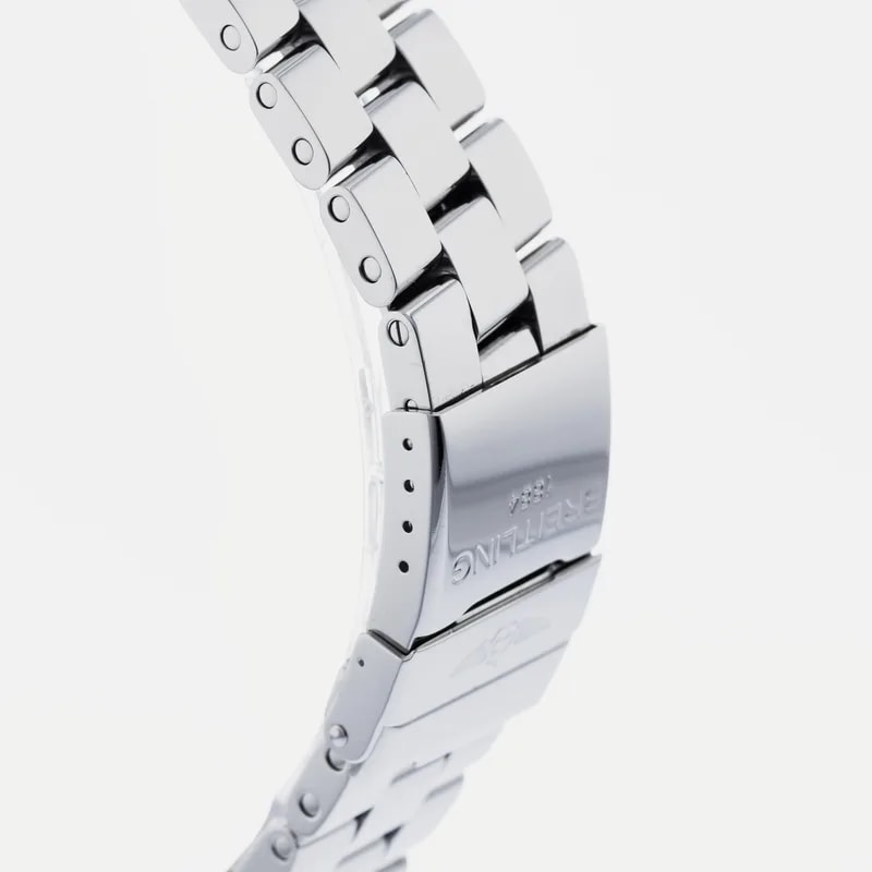 Breitling Super Avenger 2 SS A13371 3