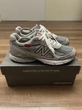 8.5US New Balance 990Vs4 3