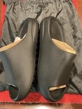 Yeezy Slide Size 11 With Bag, No Box 4