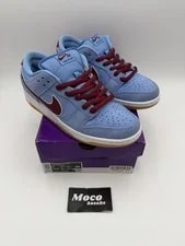 Nike SB — Size 9-Nike SB Dunk Low Philadelphia Phillies — Sneaker — resale