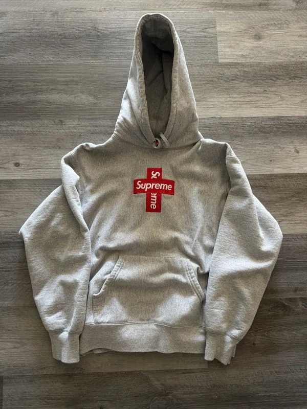Supreme — Supreme Cross Boxlogo — streetwear — resale