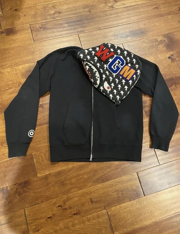 BAPE — Bape USA Flag Shark Hoodie — streetwear — resale