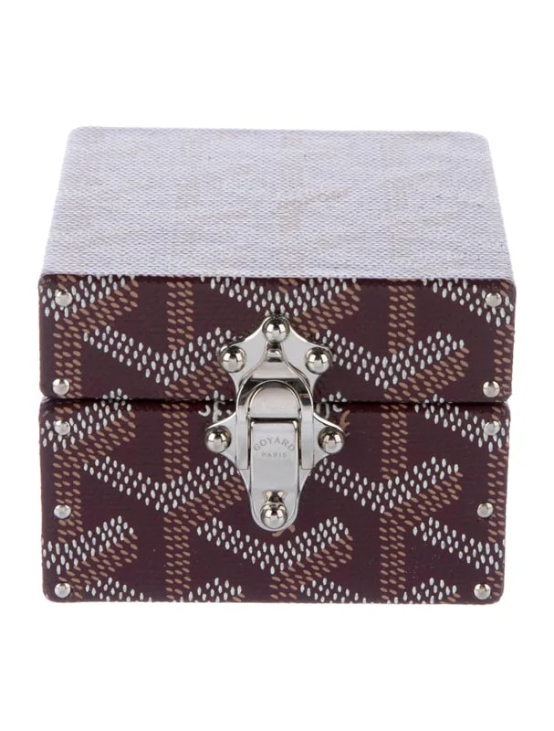 Regence Ring Trunk 3