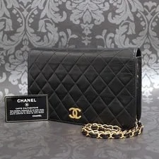 Chanel — Chanel Matelasse Lamb Skin Push Lock Chain Flap #2842 Rise-on — Handbag — resale