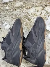 Yeezy Boost 700 Utility ’S 3