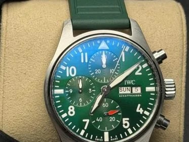 IWC — IWC Pilot Chronograph Green Dial 41mm Ref. IW388103 + Extra Strap - Price Reduced! — Watch — resale