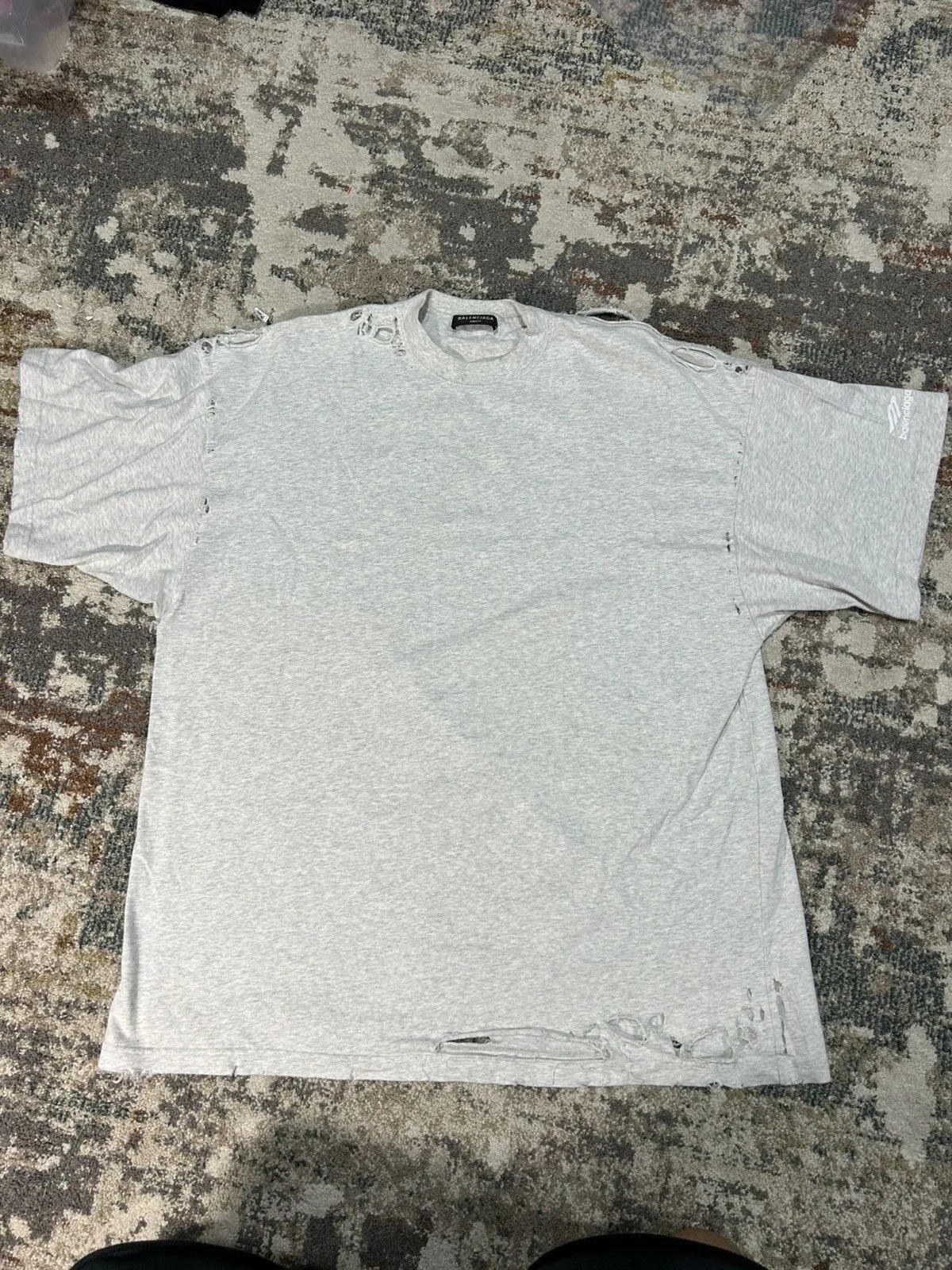 Balenciaga — Balenciaga 2023 Destroyed 3B Tee Size 3 Oversized — streetwear — resale
