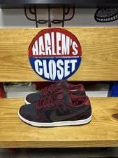 Nike SB — Nike SB Dunk Low Riot Skateshop — Sneaker — resale