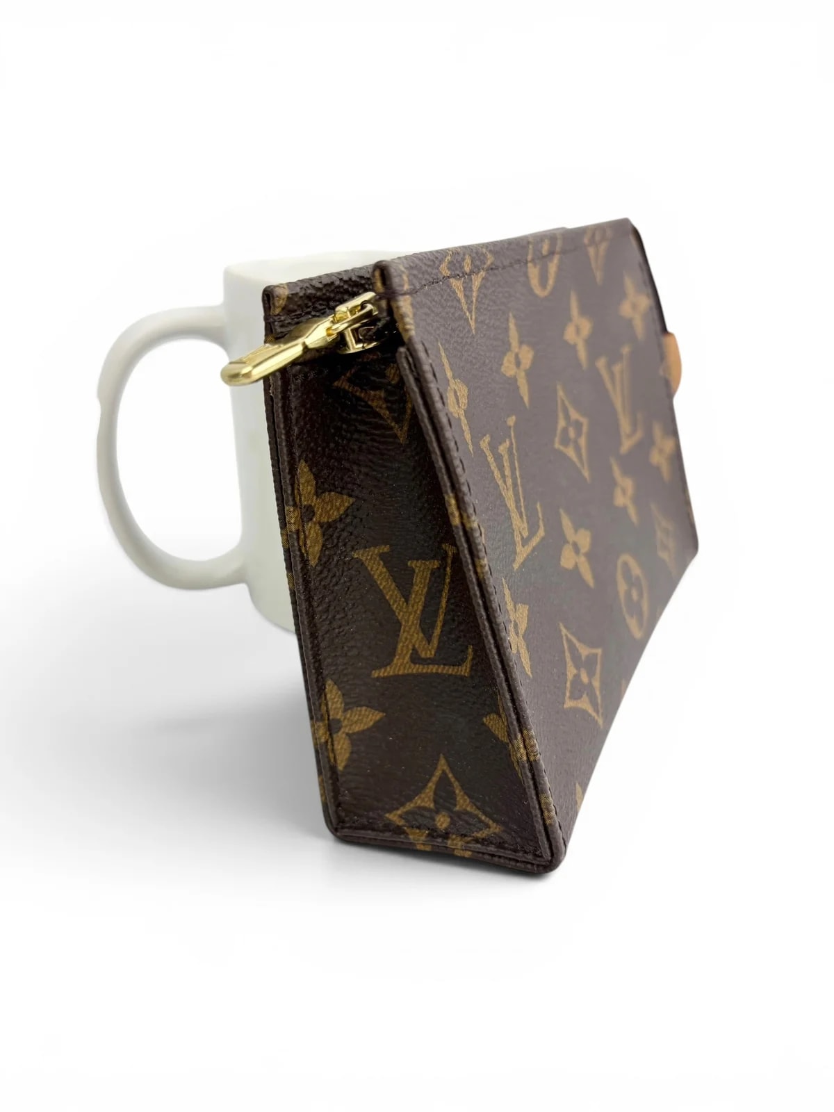 Louis Vuitton Toilette Pouch 3