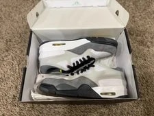 Jordan 4 RM 3