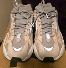 Yeezy Boost 700 V2 Size 10.5 Preowned Replacement Box 3