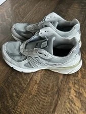 New Balance — Size 9.5 - ’S New Balance 990v4 — Sneaker — resale