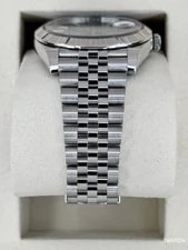 NEW 2026 Rolex Datejust 41mm 126300 Stainless Steel Jubilee Green Ombre Dial 3