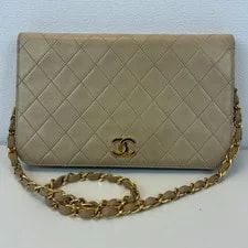 Chanel Matrasse Full Flap A02500 2