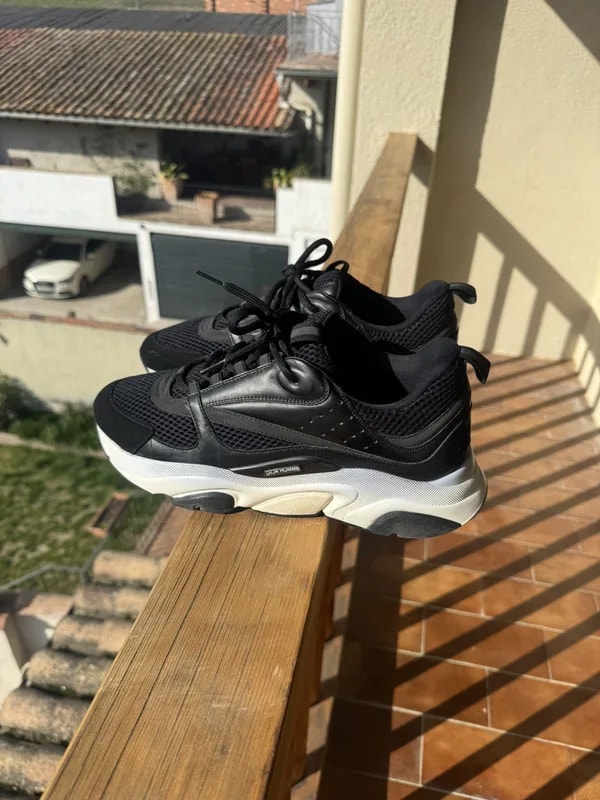 Dior — Homme b22 — Sneaker — resale