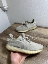 Adidas — Adidas ’S Yeezy Boost 350 V2 Size 8.5 Shoes — Sneaker — resale