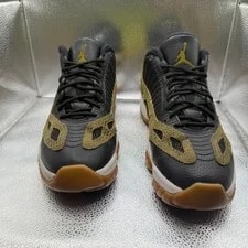 Size 9.5 Air Jordan 11 IE Low Metallic Shoes 306008-013 4