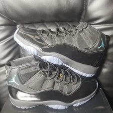 Jordan — Jordan Air 11 Solid Athletic Custom — Sneaker — resale