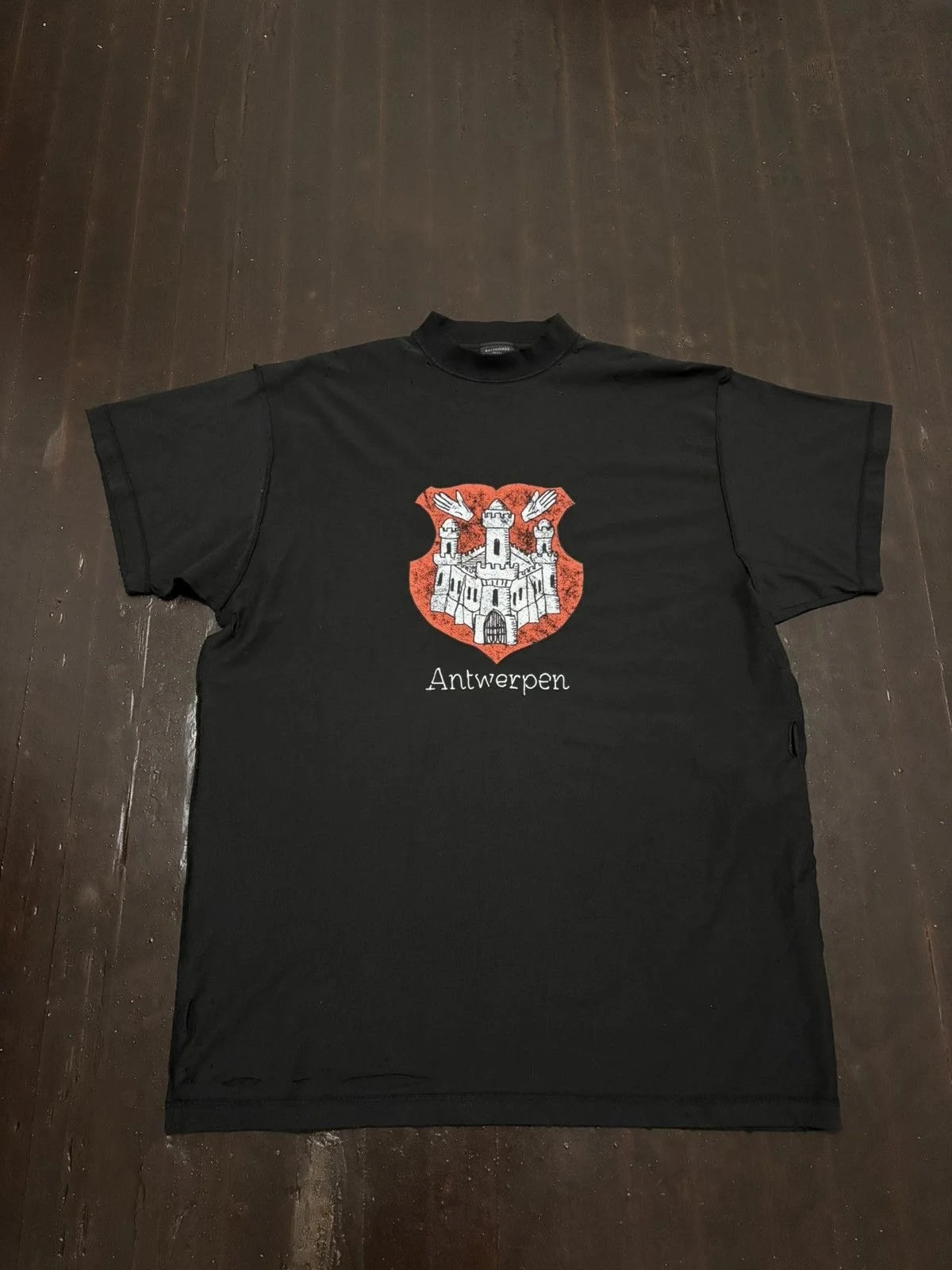Antwerpen Distressed Inside Out Tee — streetwear — resale