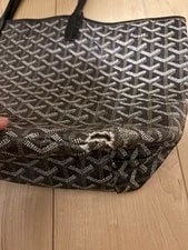 Goyard Small Bottom Scratch 3
