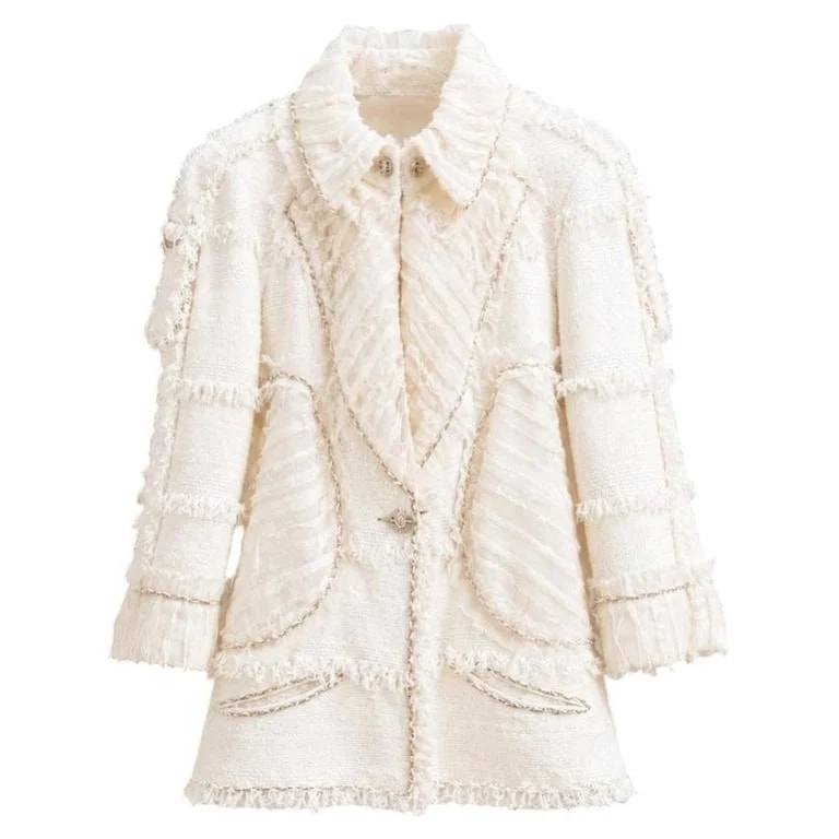 Chanel — Chanel 13K$ Museum Chain Trim Jacket 40 FR — Clothing — resale