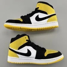 Size 9.5 - Air Jordan 1 SE Mid Toe 3