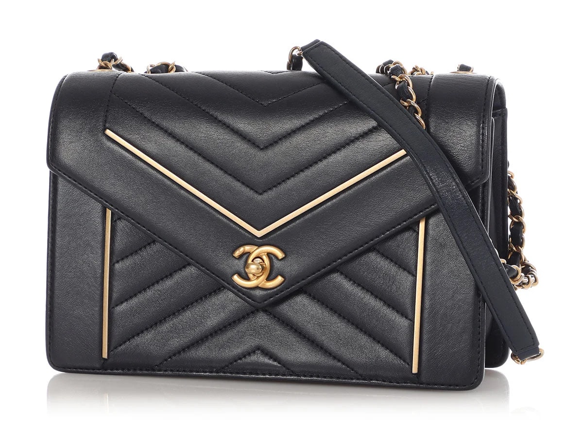 Chanel Reversed Chevron Envelope Flap 3