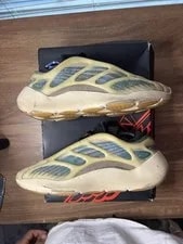 Size 9 - Adidas Yeezy 700 V3 Kyanite 2