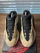 Size 9 - Adidas Yeezy 700 V3 Kyanite 4
